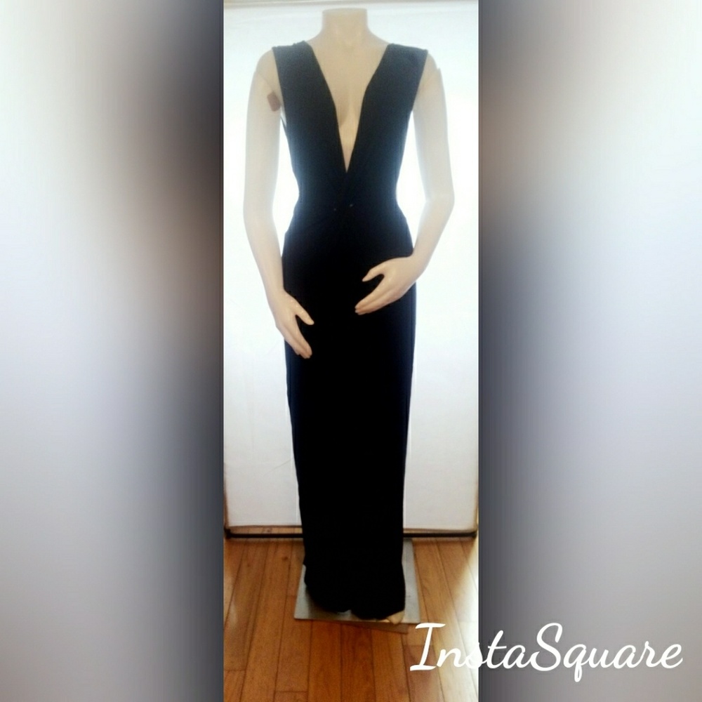 enough about me-black maxi dress (M)